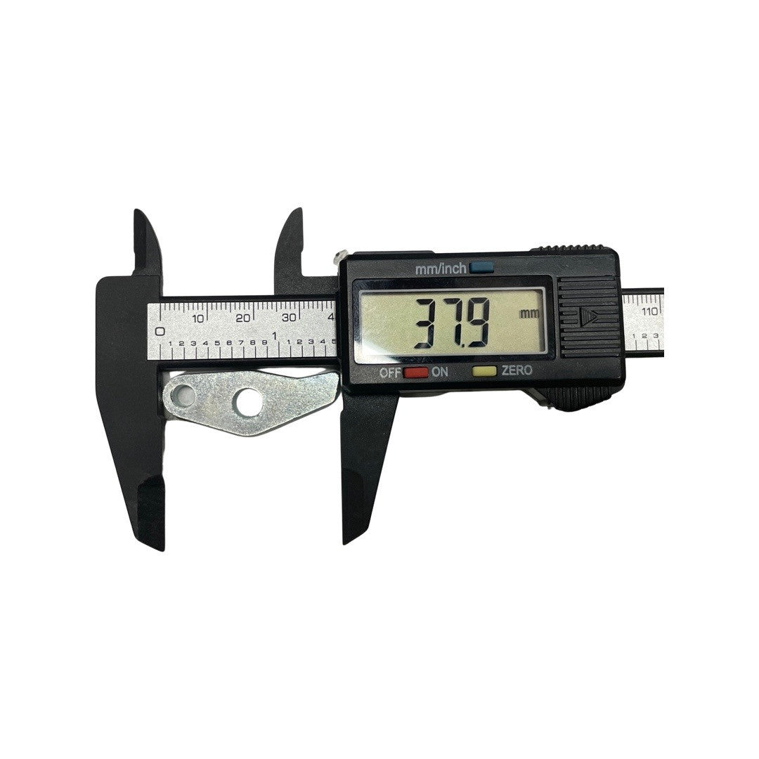 1102037 - Genuine Replacement Drive Plate for Selected Hyundai Machines Measured Length 37.9mm