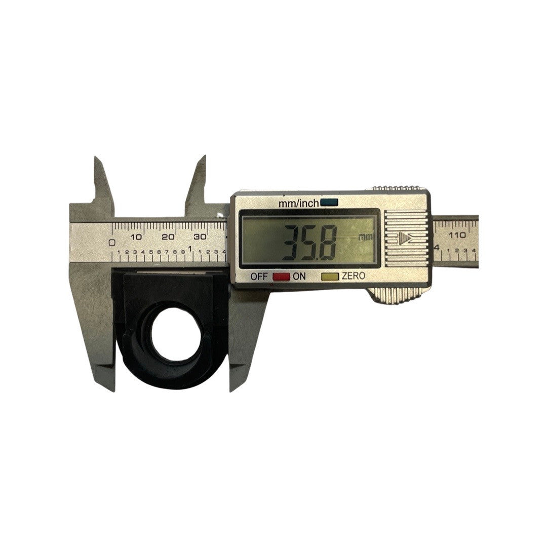 Spark plug cap sheath for HYDC5830-38