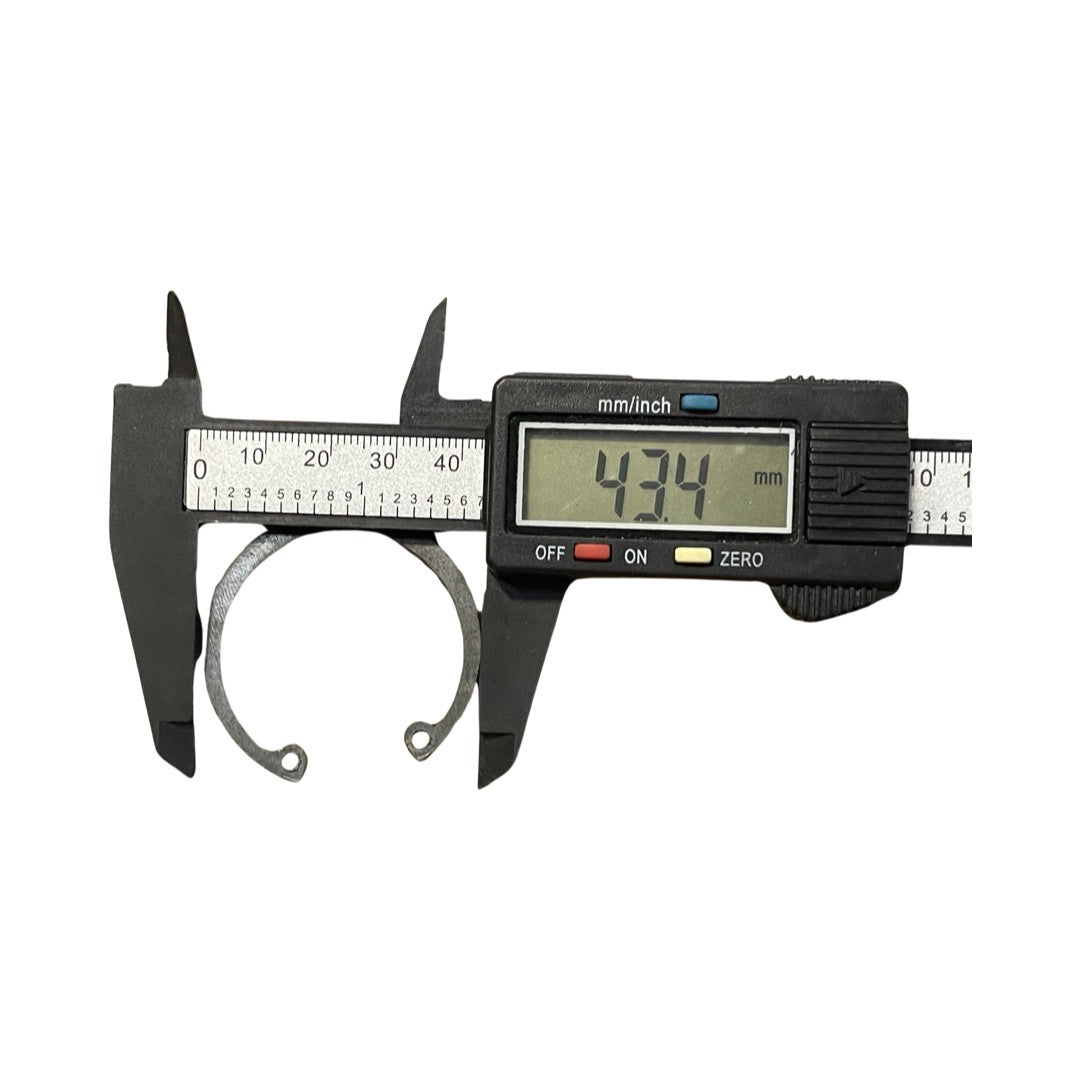 1371077 - Genuine Replacement Circlip