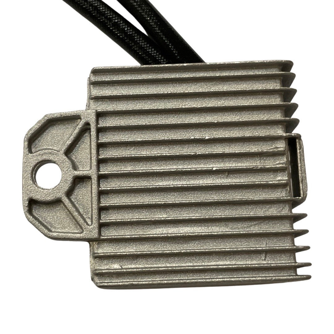 1524024-Genuine Replacement Dc Voltage Regulator