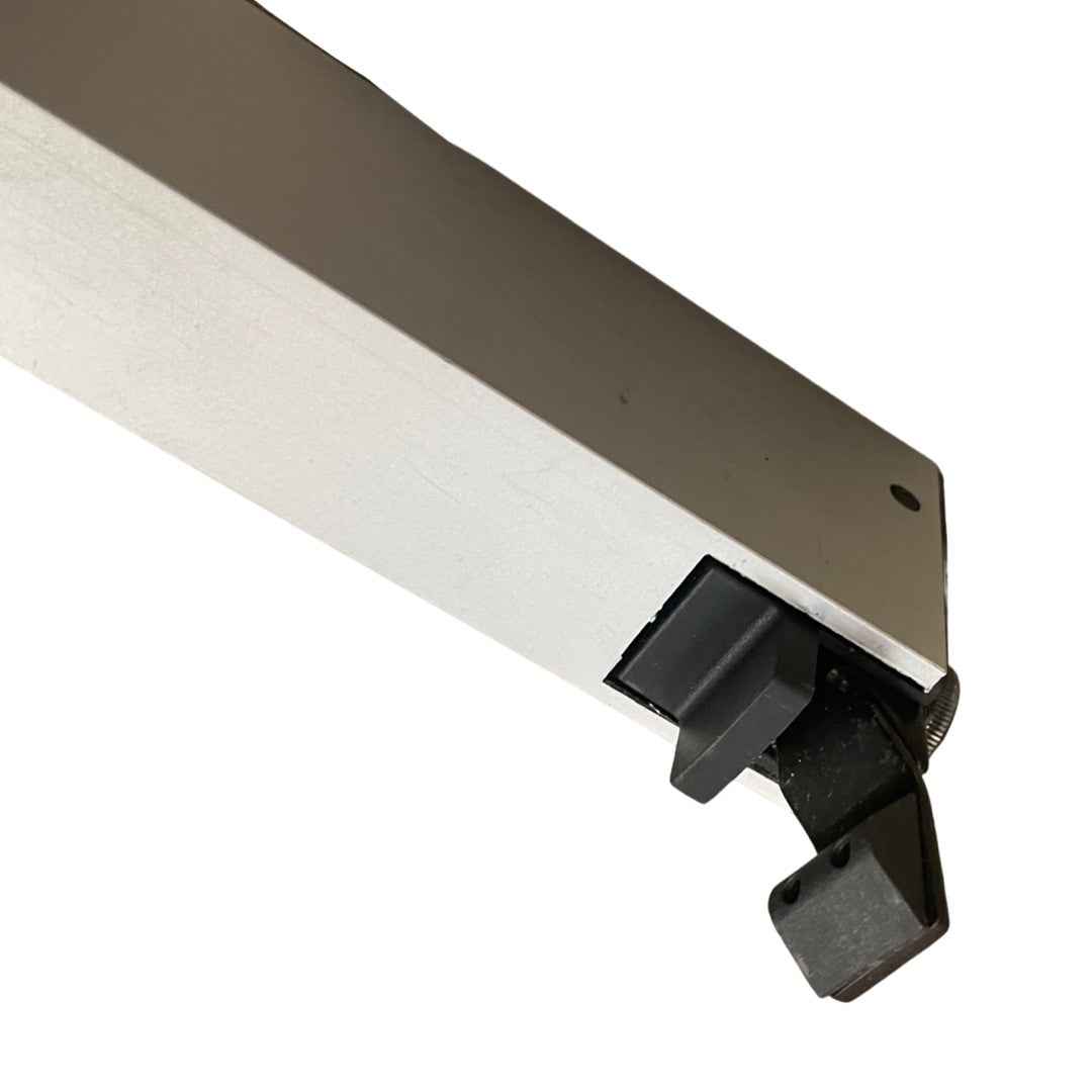 1504084 - Genuine Replacement Complete Length Fence