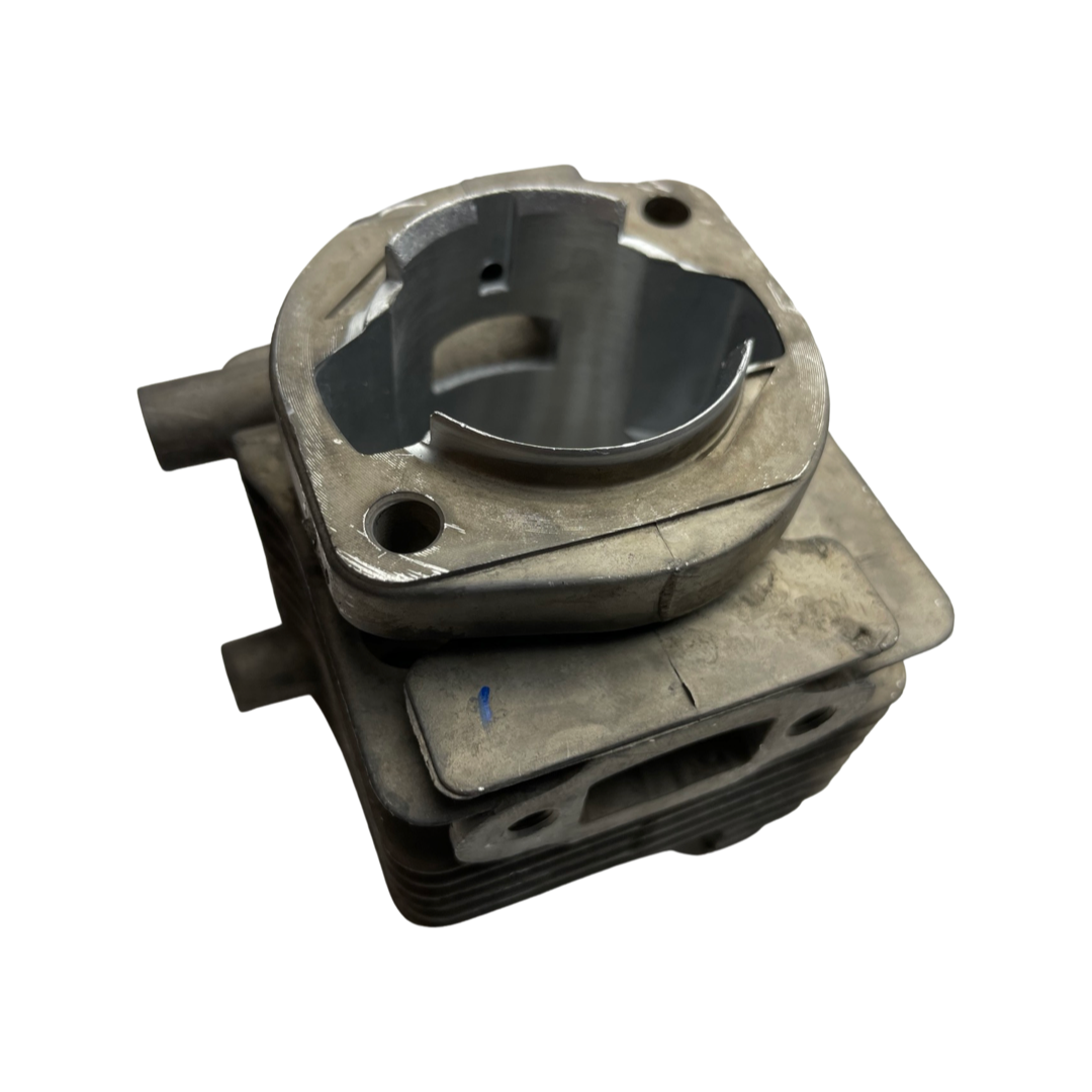 1262020-Genuine Replacement Cylinder for Selected Hyundai Machines Bottom