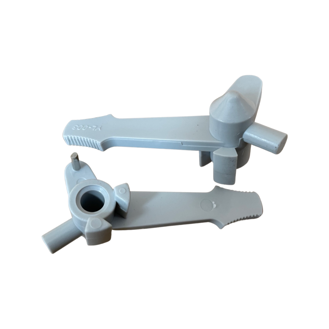 1001196 - replacement Carburettor for the Hyundai HYSC210 Petrol Lawn Scarifier and Aerator OEM spare part spare choke handle