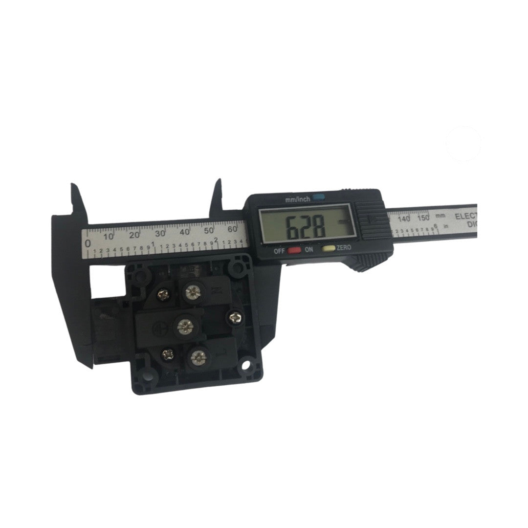 1339388 - Genuine Replacement UK Socket IP54 for Selected Hyundai Machines Plug Length