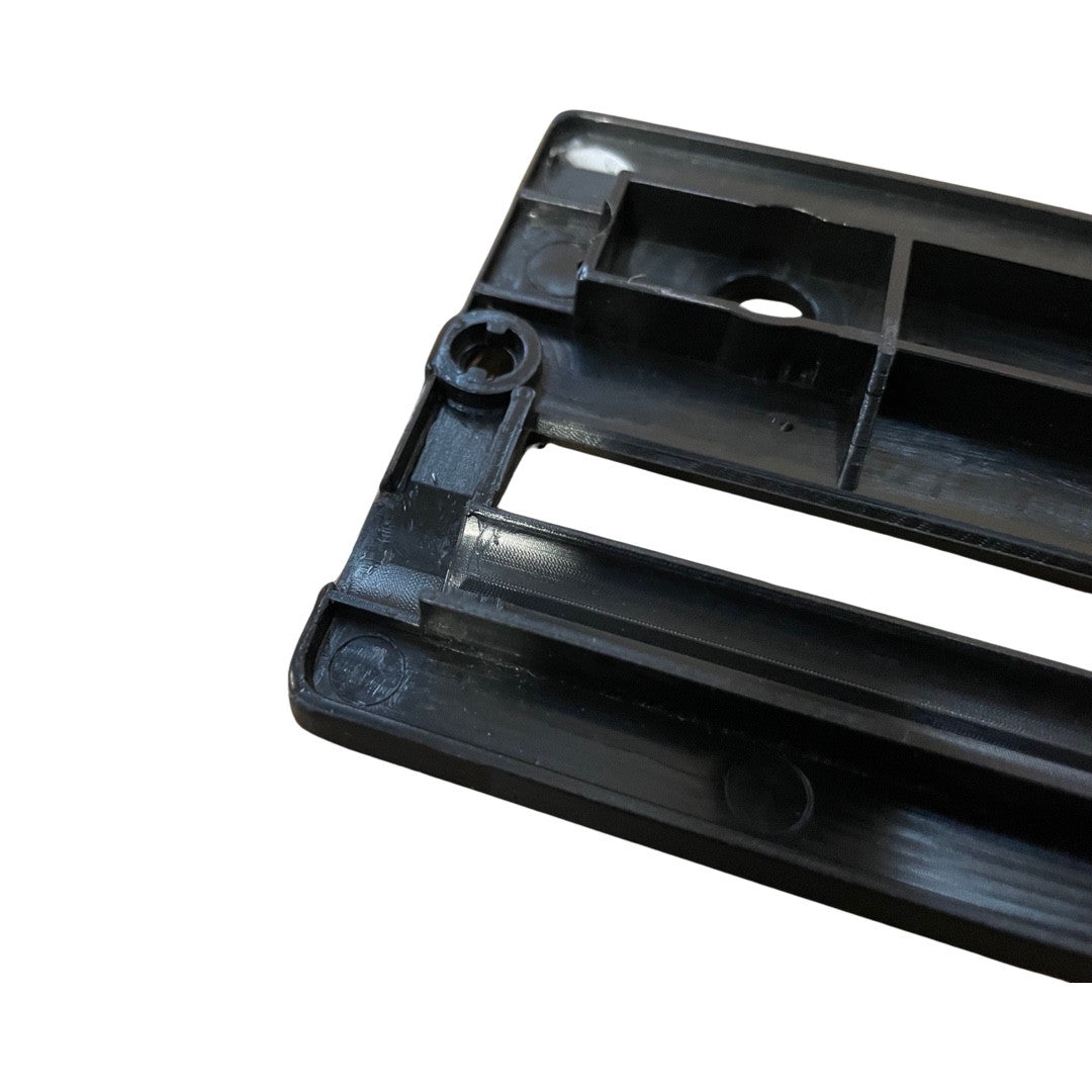 1579101 - Genuine Replacement Kerf Plate