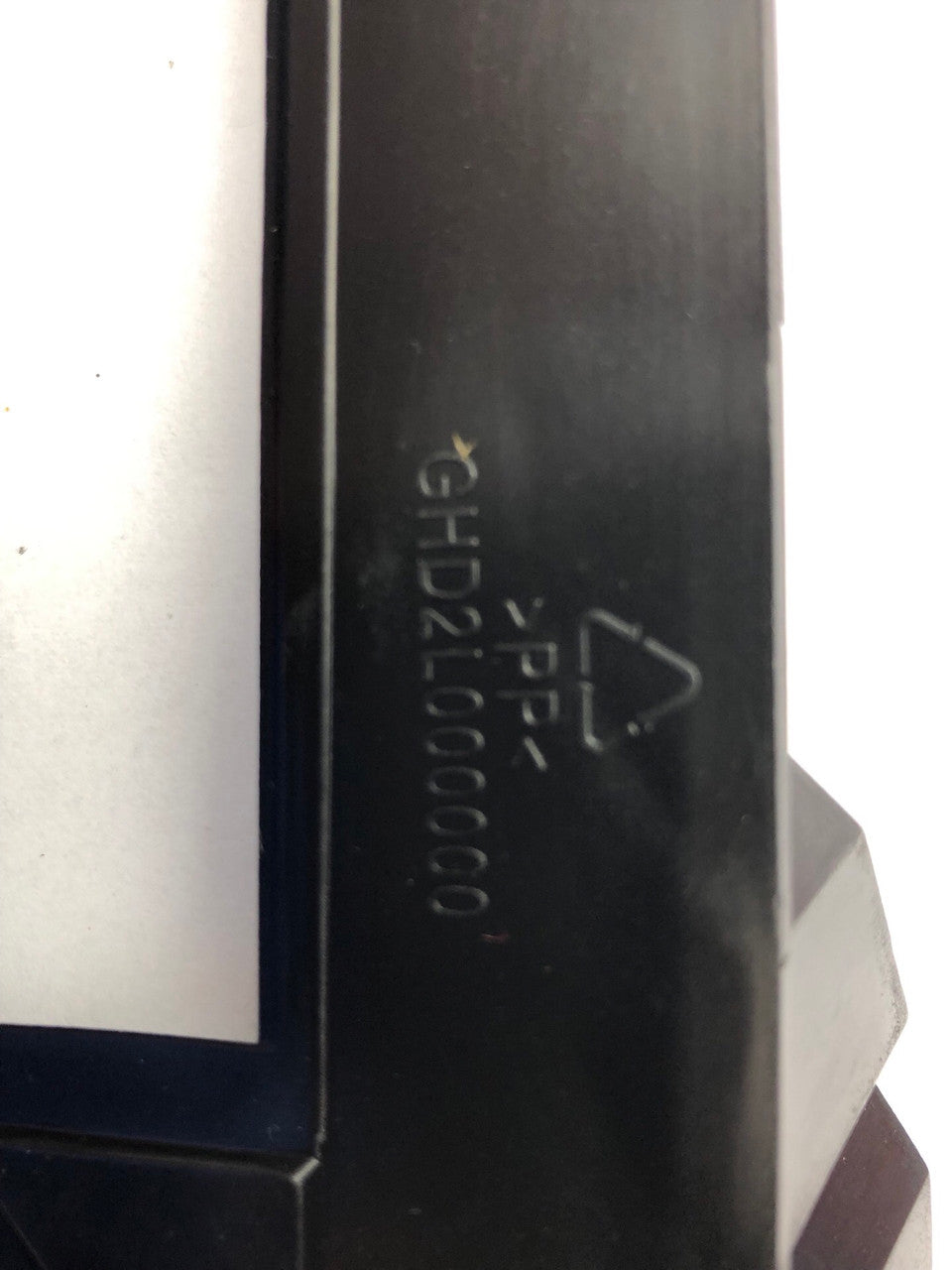 1132074 - Genuine Replacement Left Fan Window Part for Selected Hyundai Machines Code
