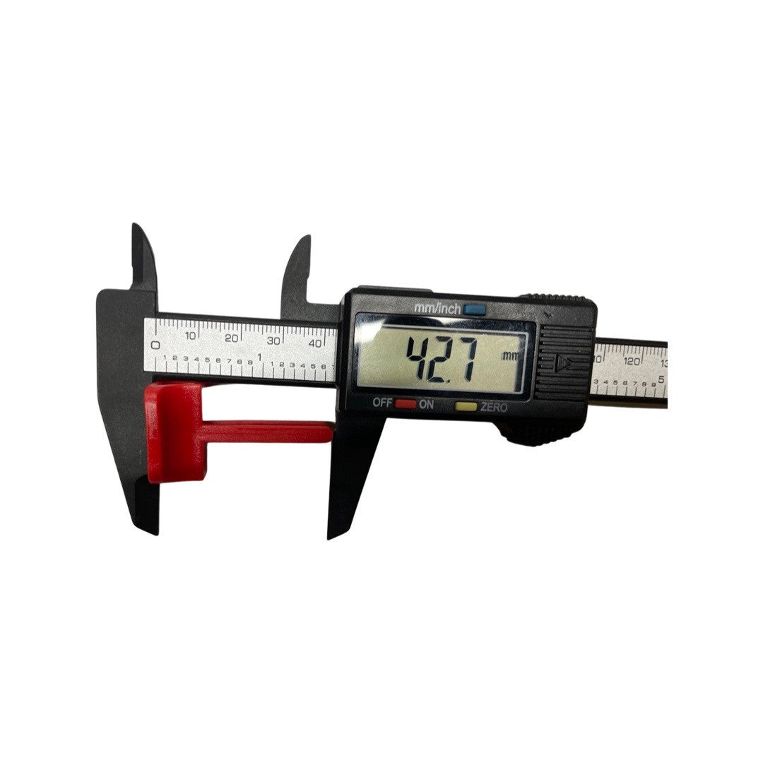 1149038 - Genuine Replacement Key for Selected Hyundai Machines Measured