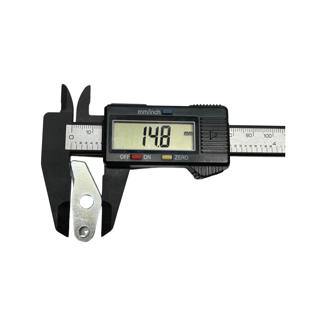 1102037 - Genuine Replacement Drive Plate for Selected Hyundai Machines Measured Width 14.8mm
