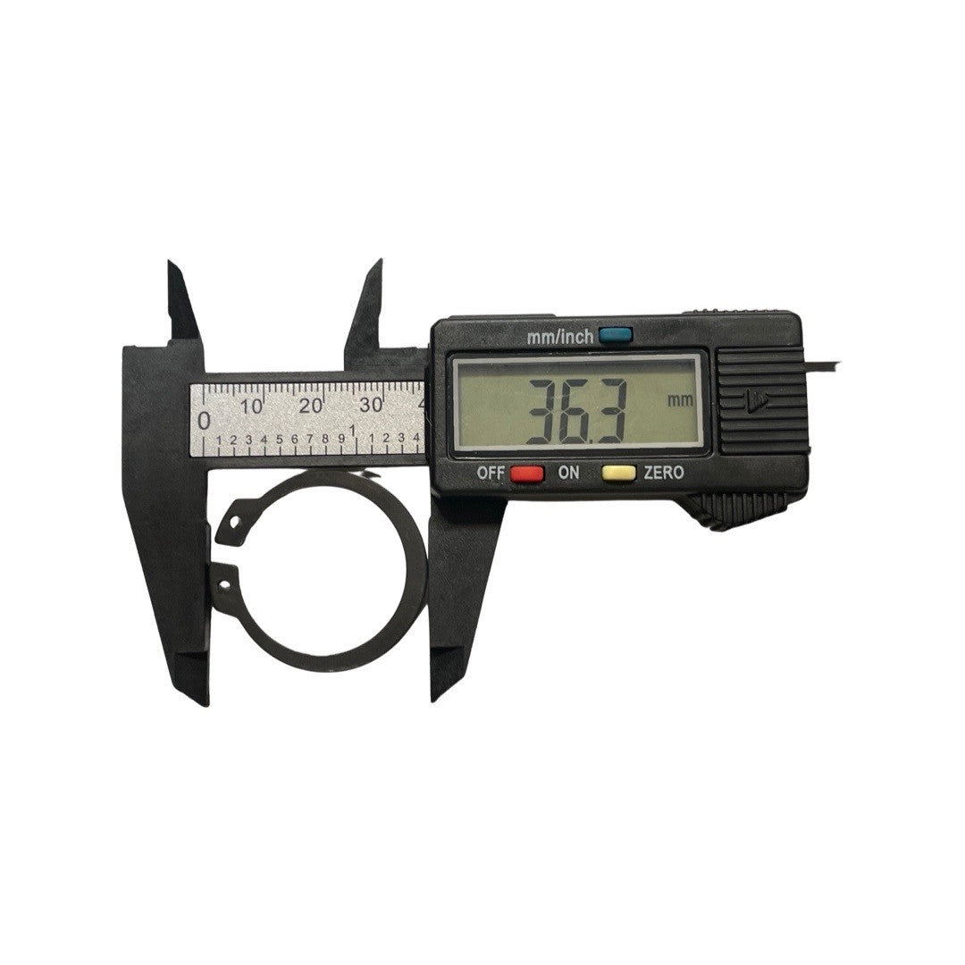 1109030-Genuine Replacement Circlip For Shaft for a Selection of Hyundai Machines Width