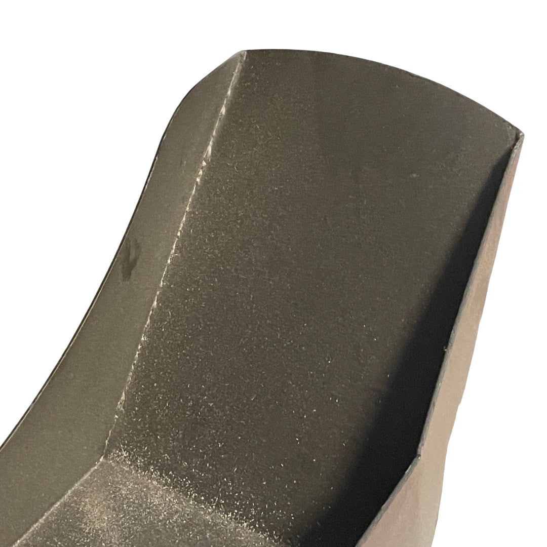 1367047-Genuine Replacement Fenders