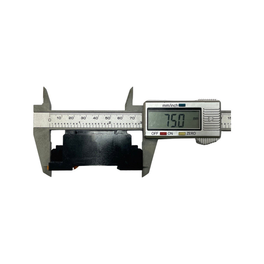 Relay holder (with shunt trip + air heater)