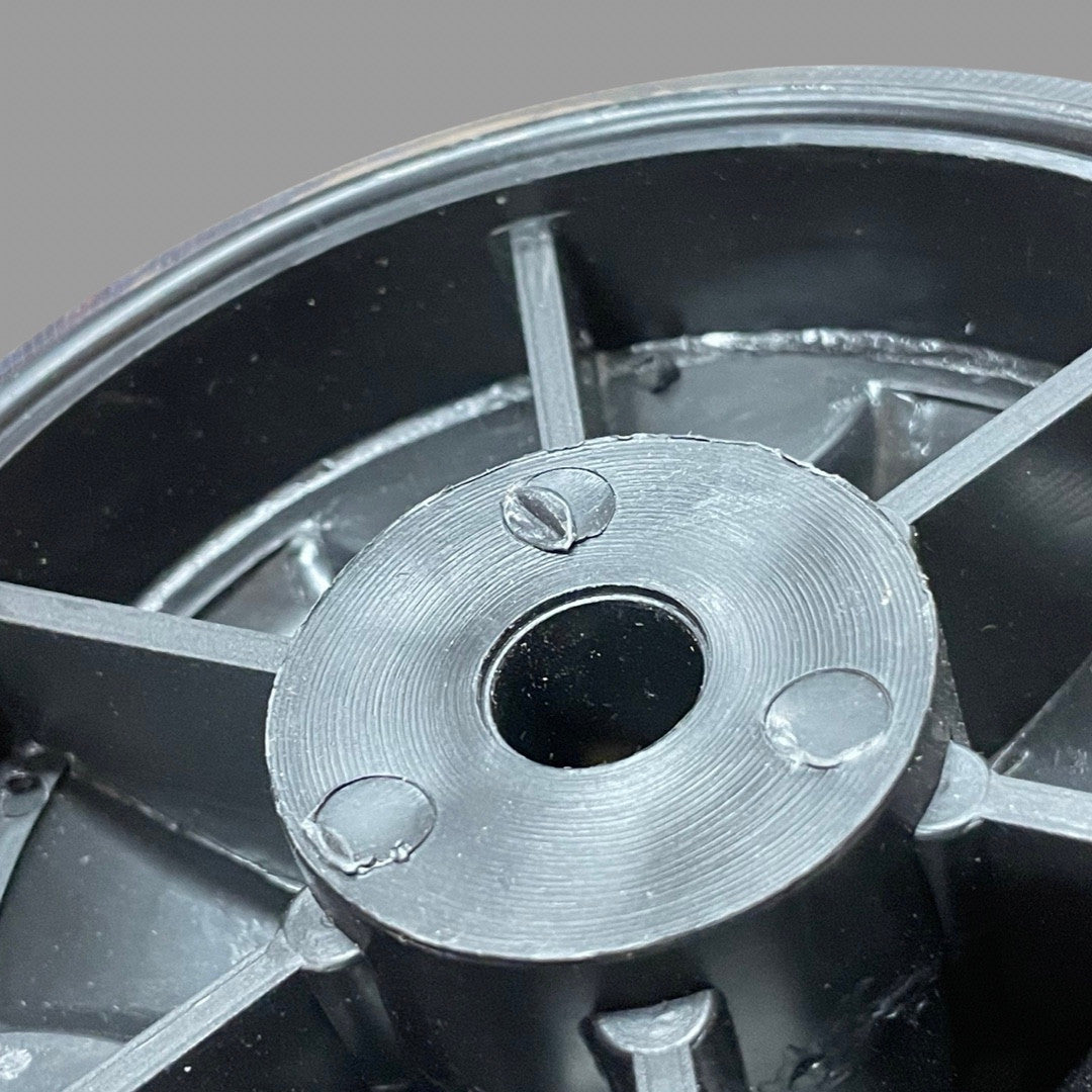 1337015 - Genuine Replacement Wheel