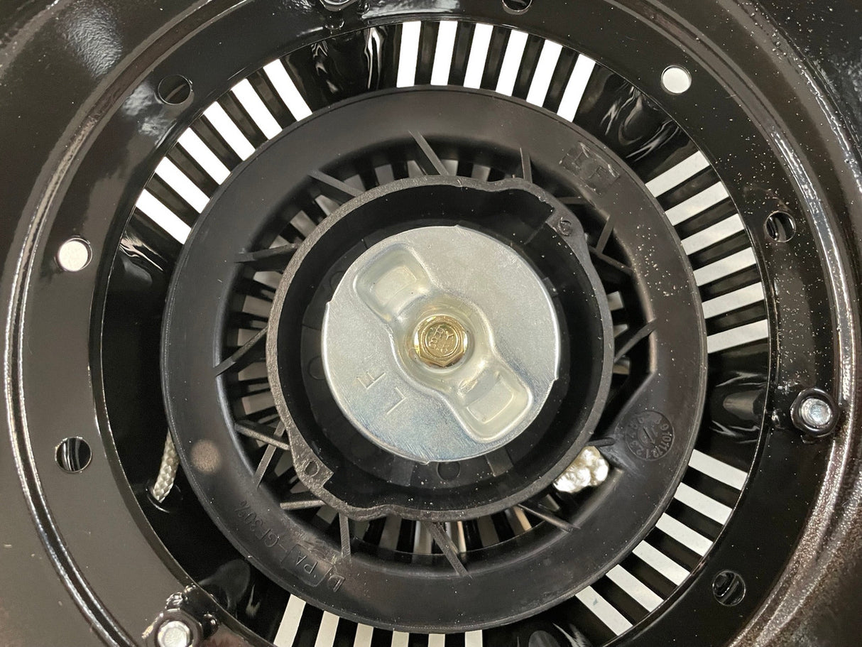 1014143 - replacement Recoil Start Assembly for the Hyundai HY3800LEK-2 Open Frame Generator OEM spare part recoil mechanism