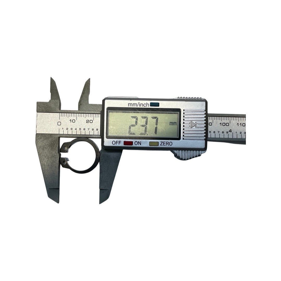1359081 - Genuine Replacement Circlip
