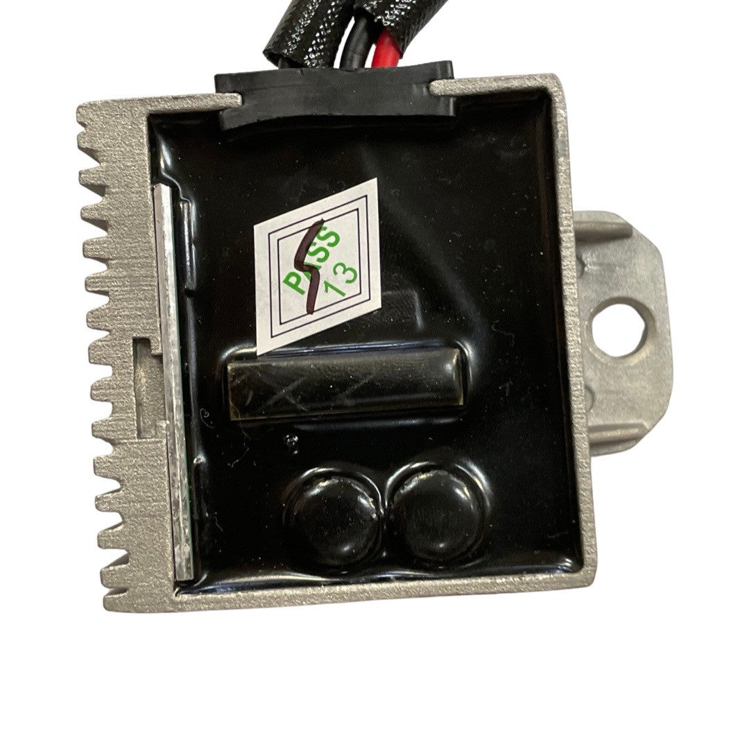 1524024-Genuine Replacement Dc Voltage Regulator
