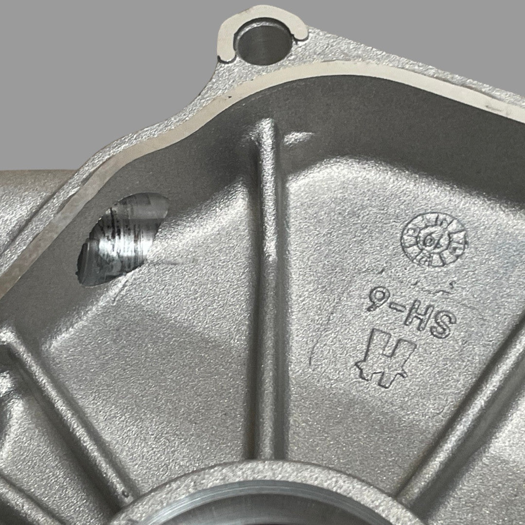 1014110 CRANKCASE COVER