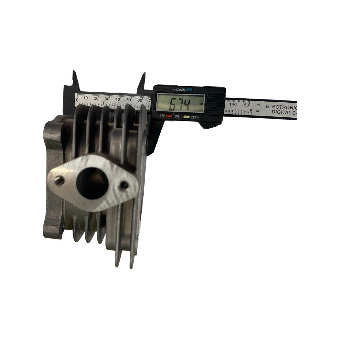 1135084 Cylinder Head assembly