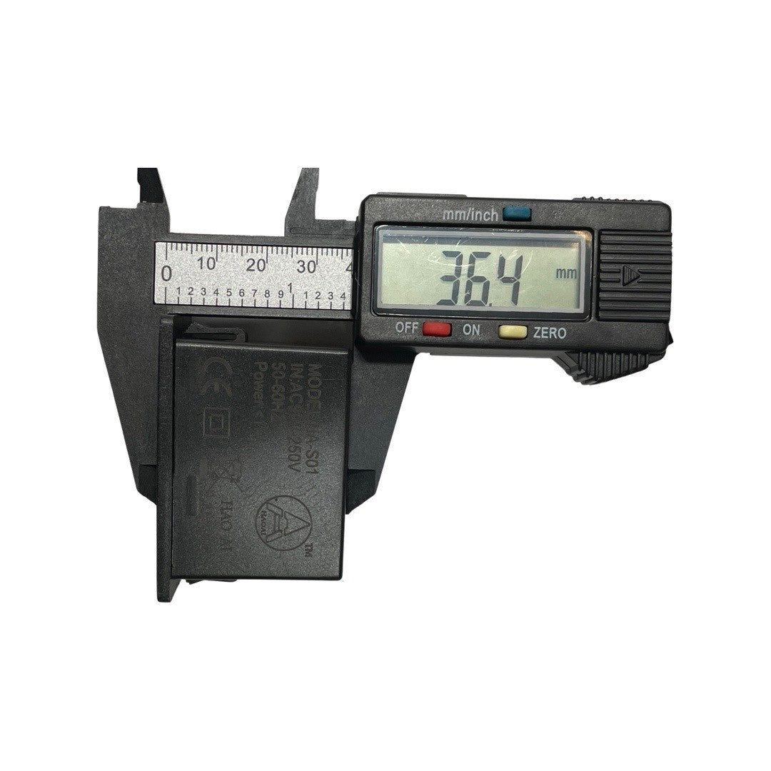 1017065-Genuine Replacement Volt Meter for a Selection of Hyundai Machines Depth
