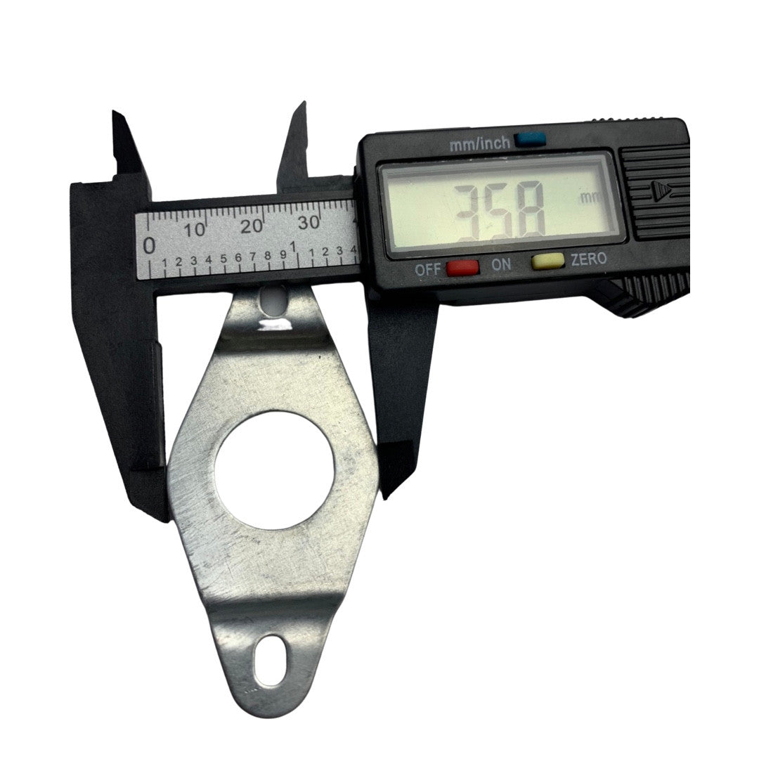 1338047-Genuine Replacement Oil Seal Pressure Plate for a Selection of Hyundai Machines Depth