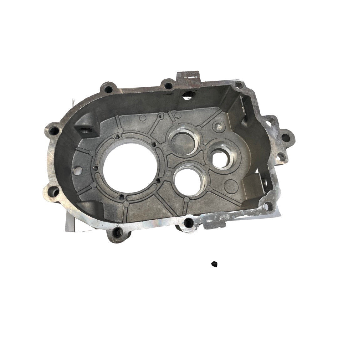 1104053 - Genuine Replacement Gear Box Case ( L)