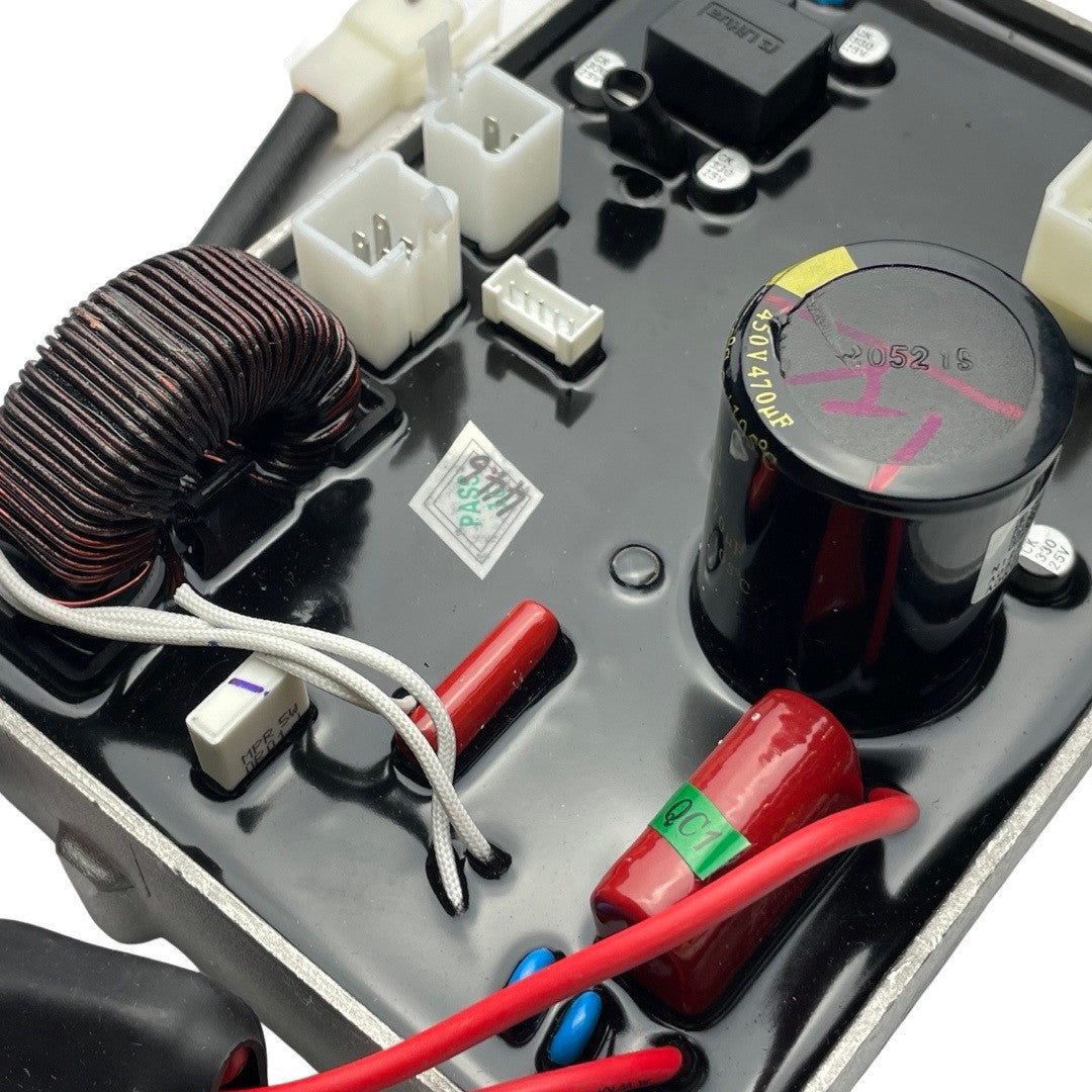 1234148 - replacement Inverter Board for the Hyundai P2500i Inverter Generator OEM spare part close up