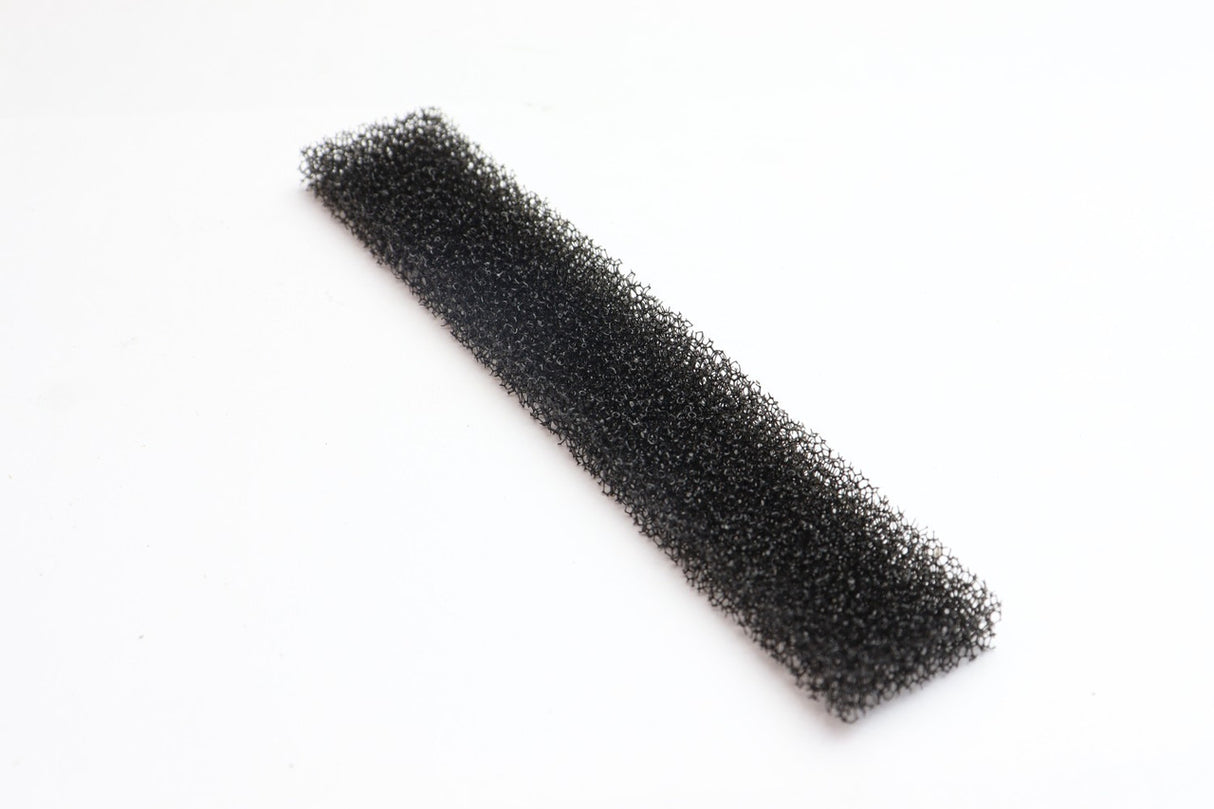 1149224 - Genuine Replacement Air Filter for Selected Hyundai Machines Right